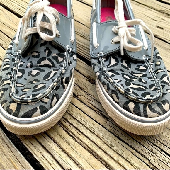 Animal Print Sperry’s Size 9.5 M - Picture 3 of 8